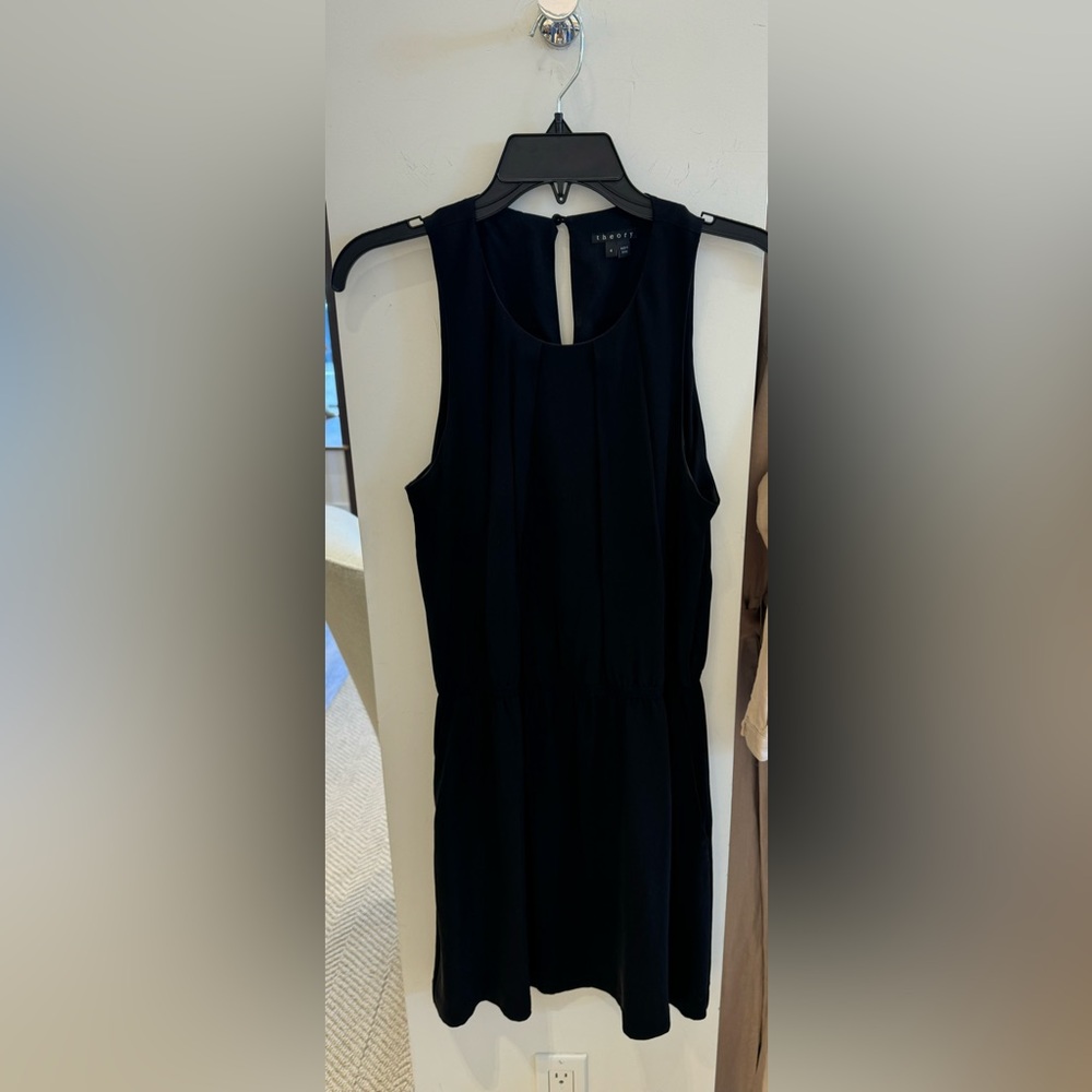 Theory dress 100 percent silk